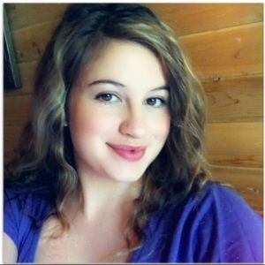 Meet your Posher, Caitlin